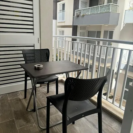 Palm Court Luxe Stay St. Paul's Bay Exterior photo