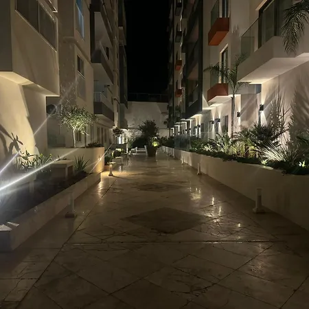 Palm Court Luxe Stay St. Paul's Bay Exterior photo